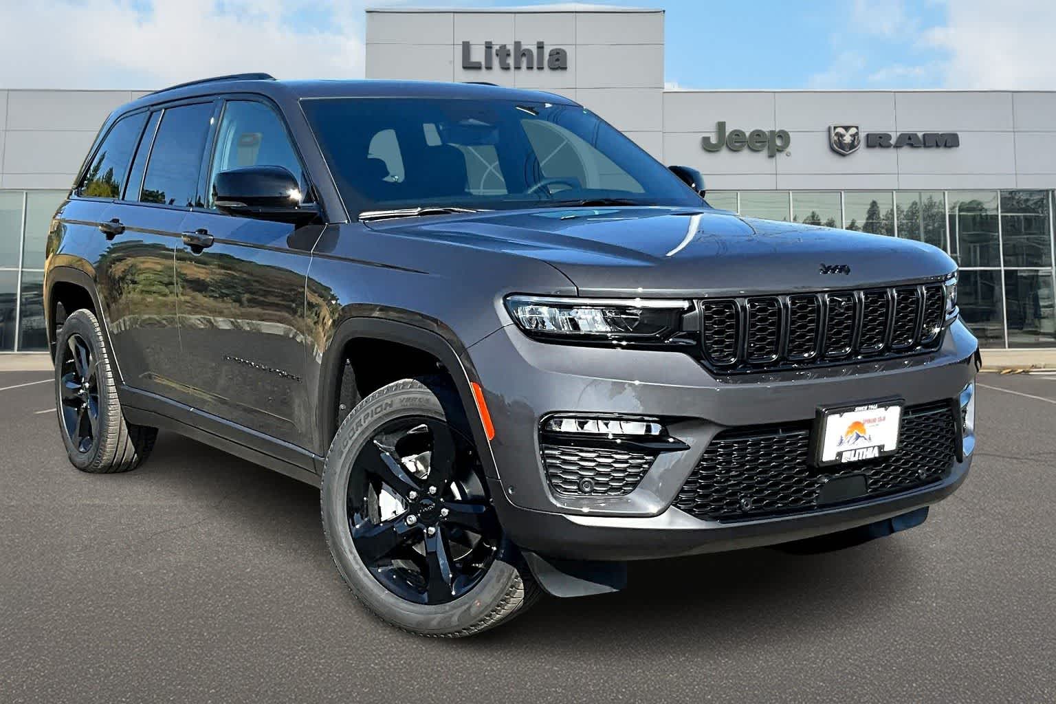Thumbnail: 2025 Jeep Grand Cherokee - 22