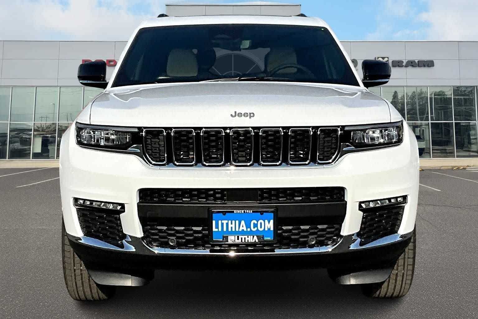 Thumbnail: 2025 Jeep Grand Cherokee L - 6