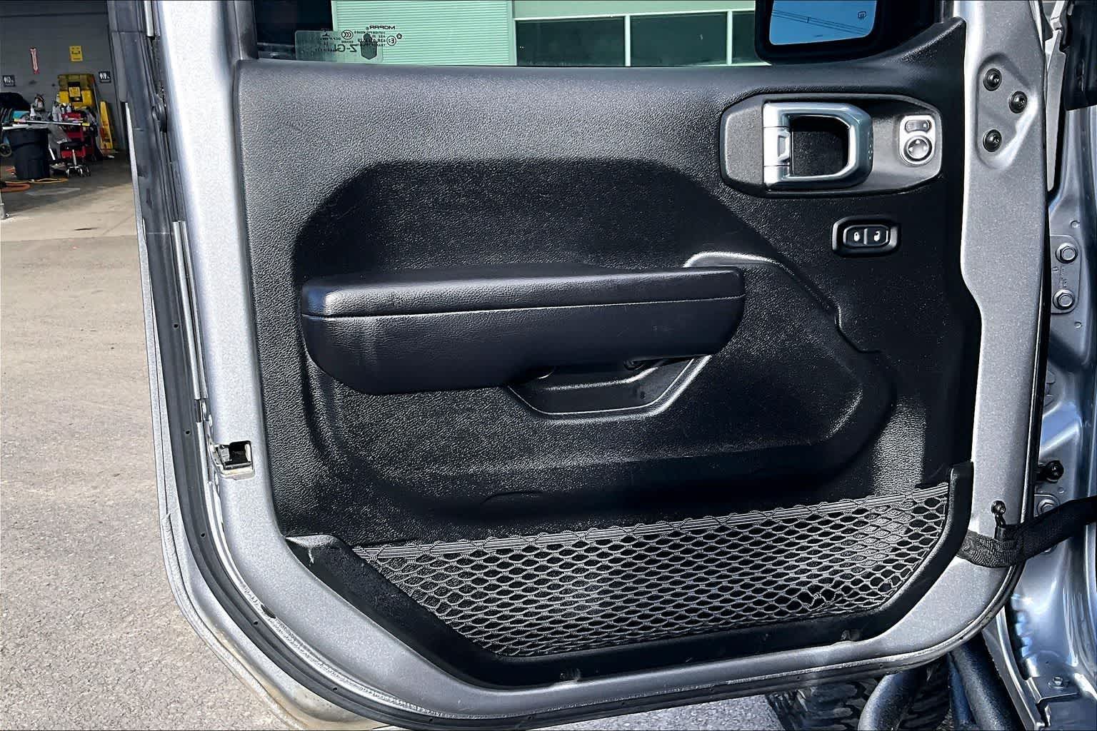 Thumbnail: 2021 Jeep Wrangler - 28