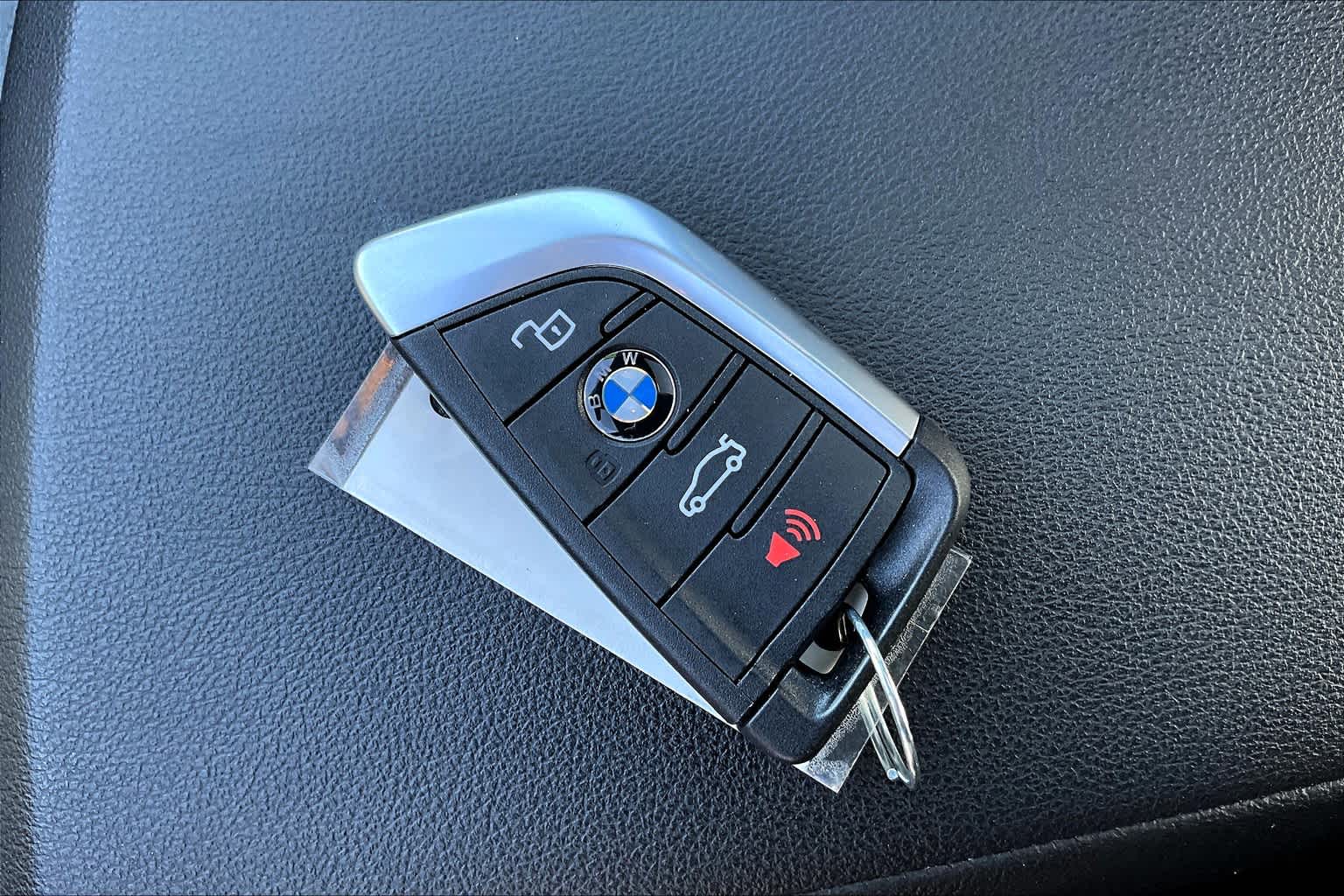 Thumbnail: 2024 BMW 3 Series - 16