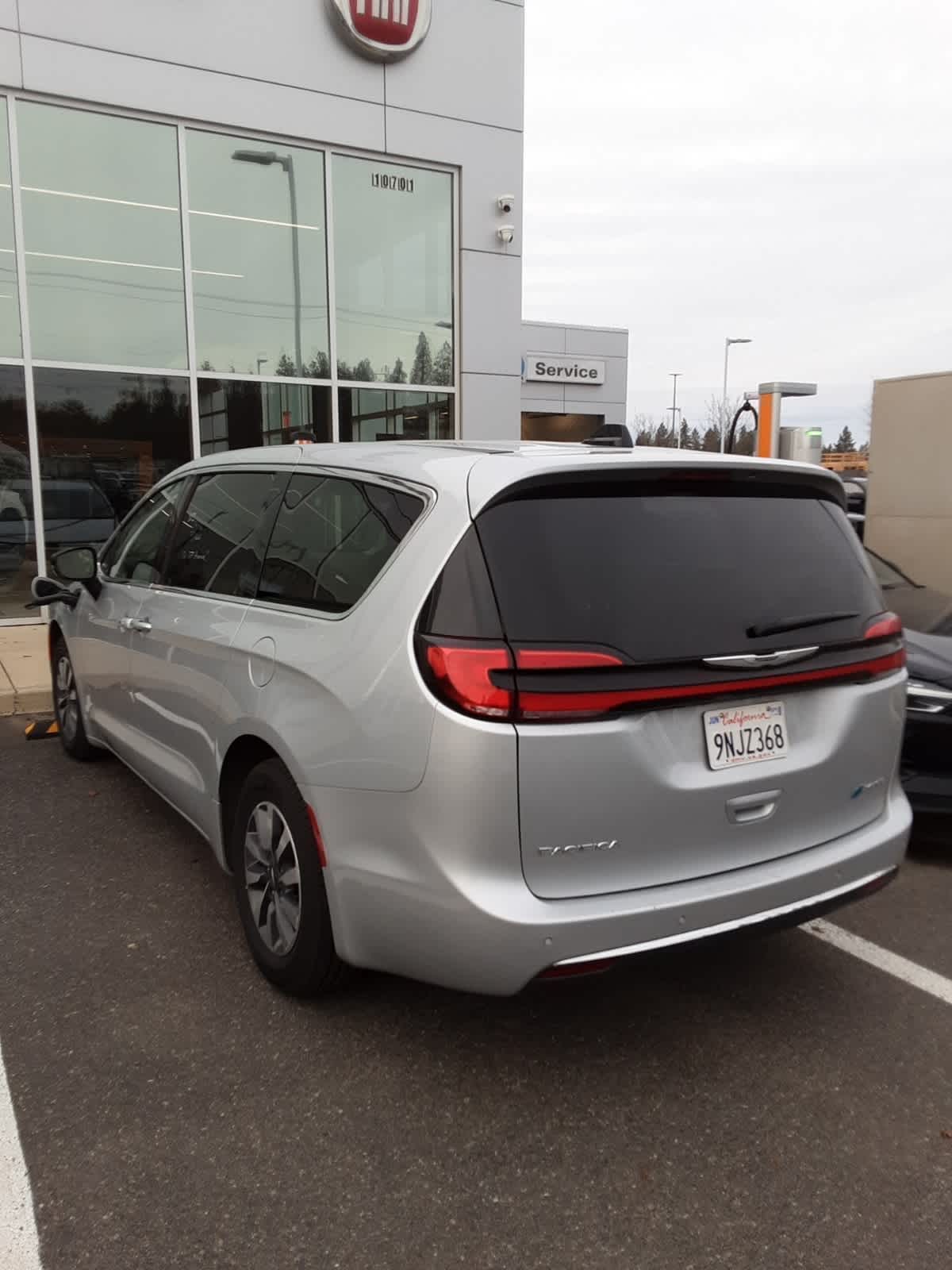 Thumbnail: 2024 Chrysler Pacifica - 6