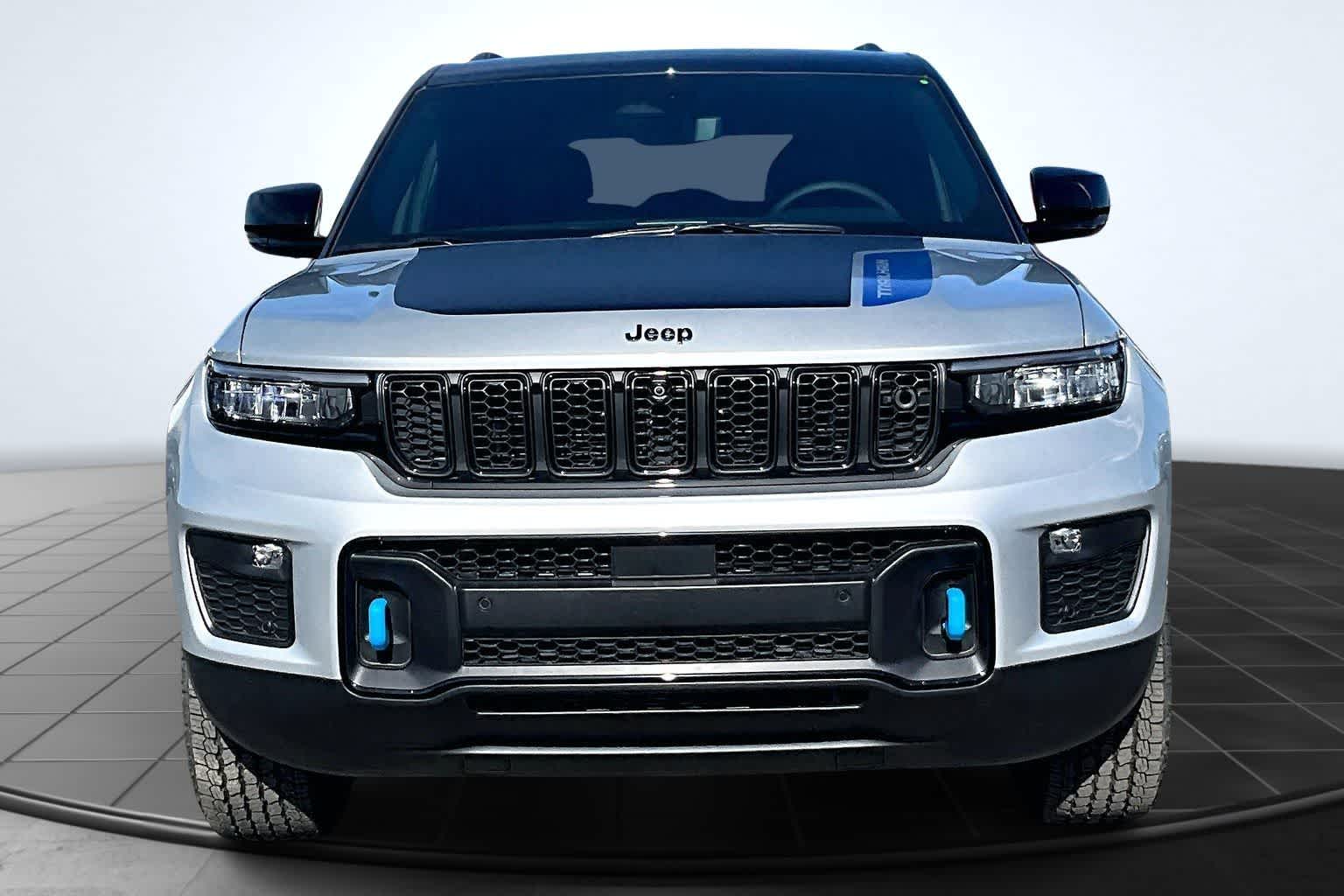 Thumbnail: 2025 Jeep Grand Cherokee - 6