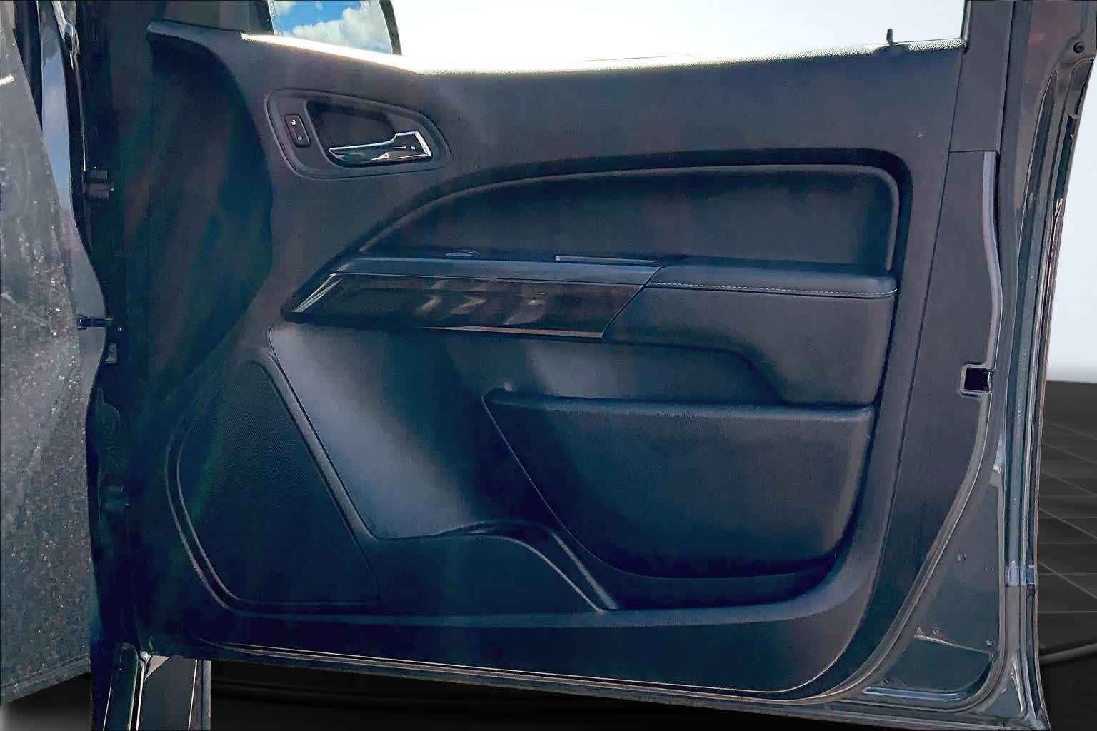 Thumbnail: 2017 GMC Canyon - 29