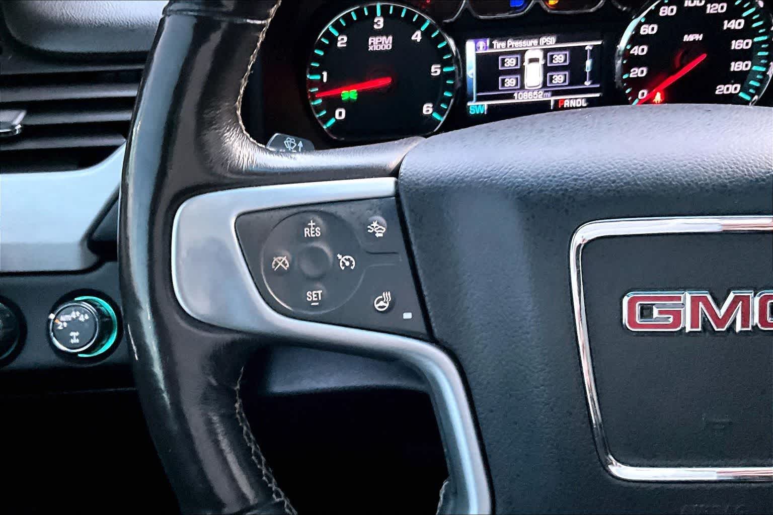 Thumbnail: 2018 GMC Yukon XL - 25