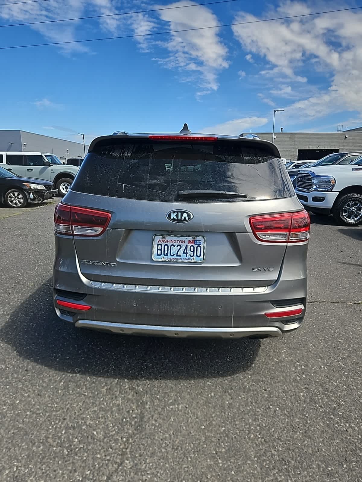 Thumbnail: 2017 Kia Sorento - 5