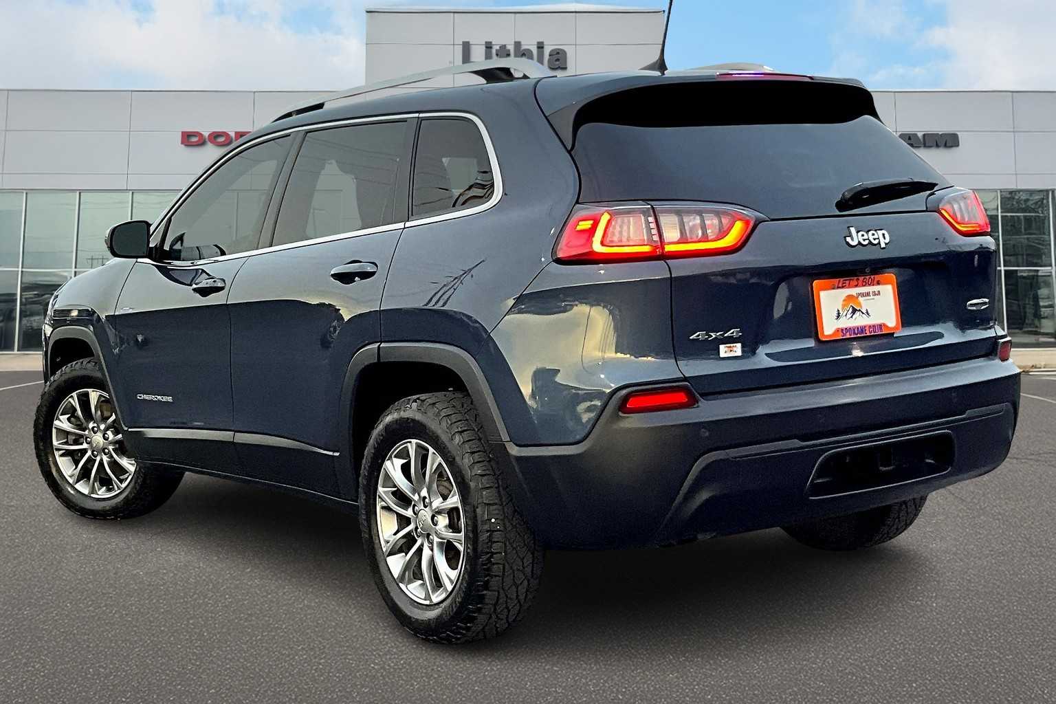 2019 Jeep Cherokee Latitude photo 4