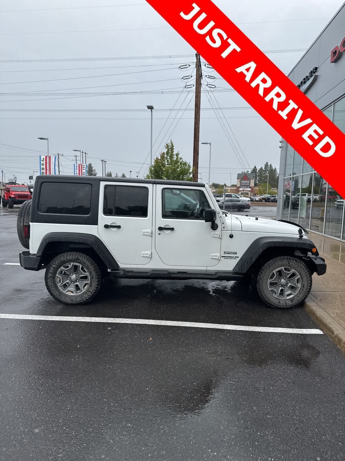 2013 Jeep Wrangler Unlimited Sport photo 4