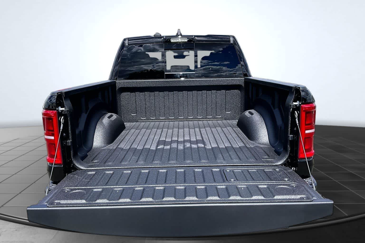 Thumbnail: 2026 RAM 1500 - 19