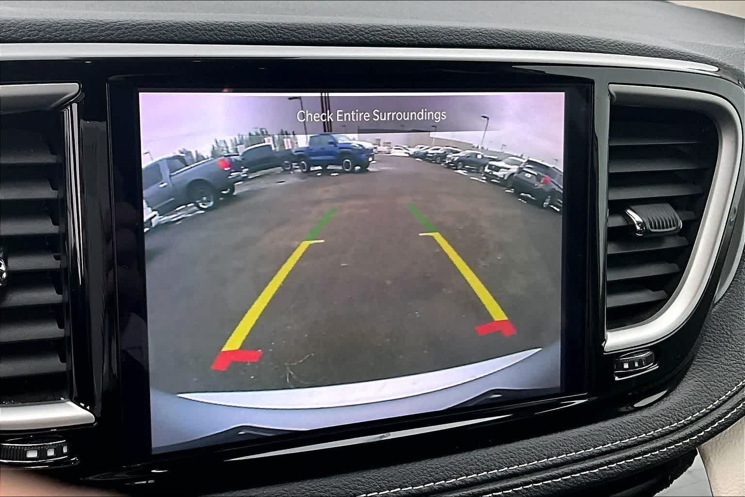 Thumbnail: 2024 Chrysler Pacifica - 27