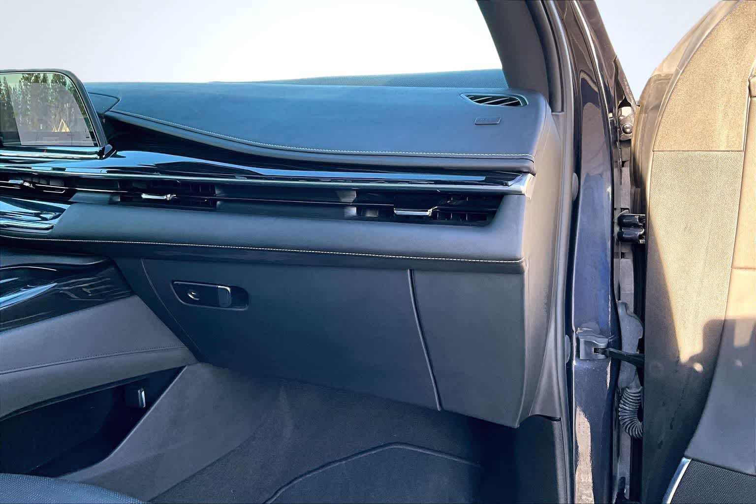 Thumbnail: 2023 Cadillac Escalade - 24