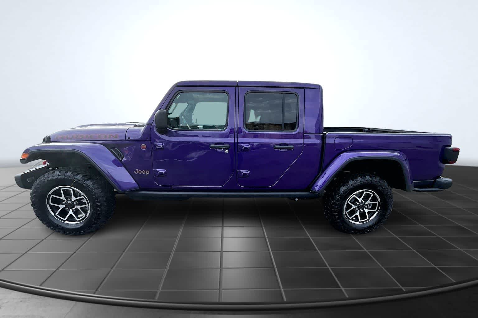 Thumbnail: 2026 Jeep Gladiator - 3