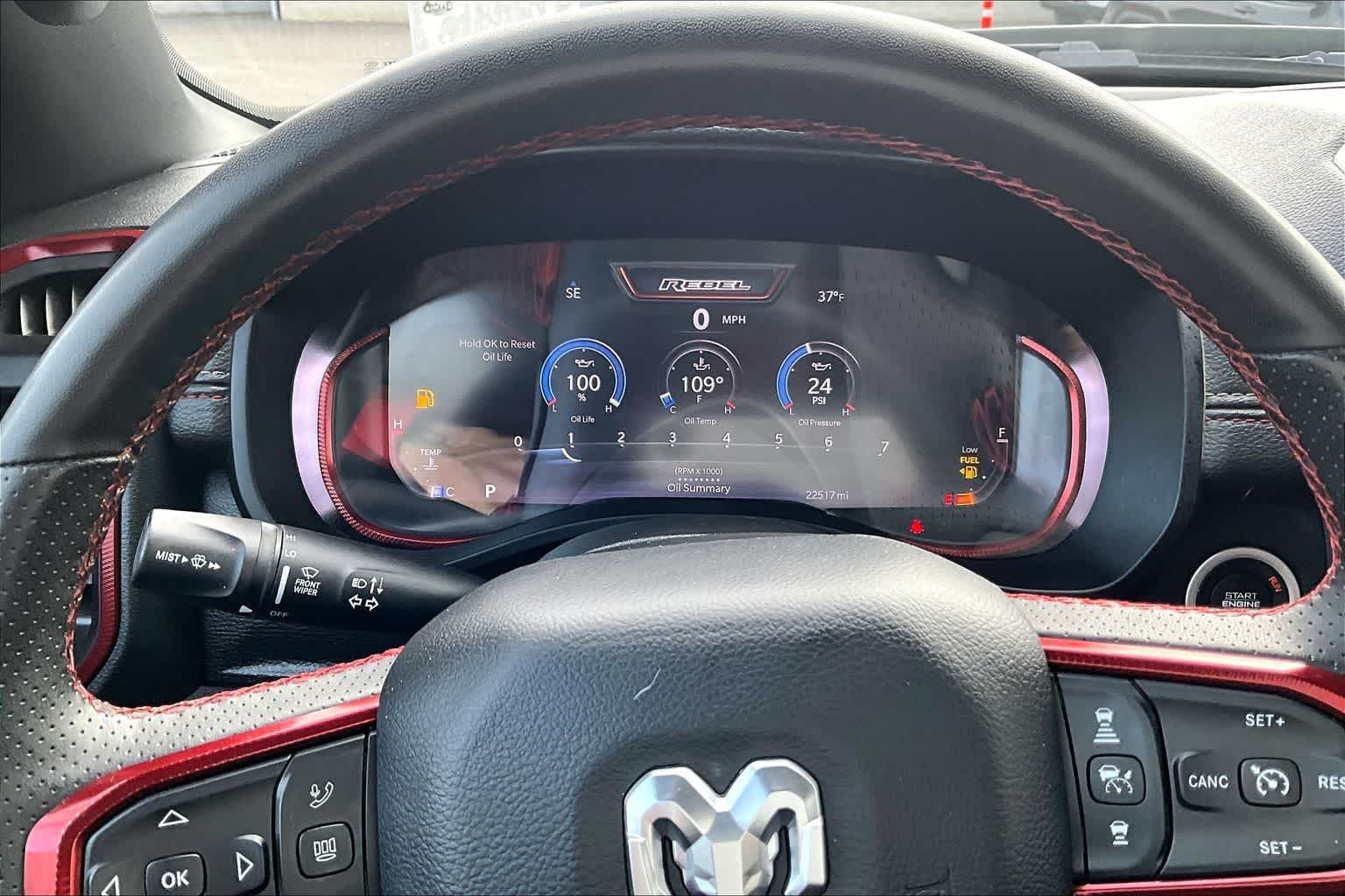 Thumbnail: 2025 RAM 1500 - 18