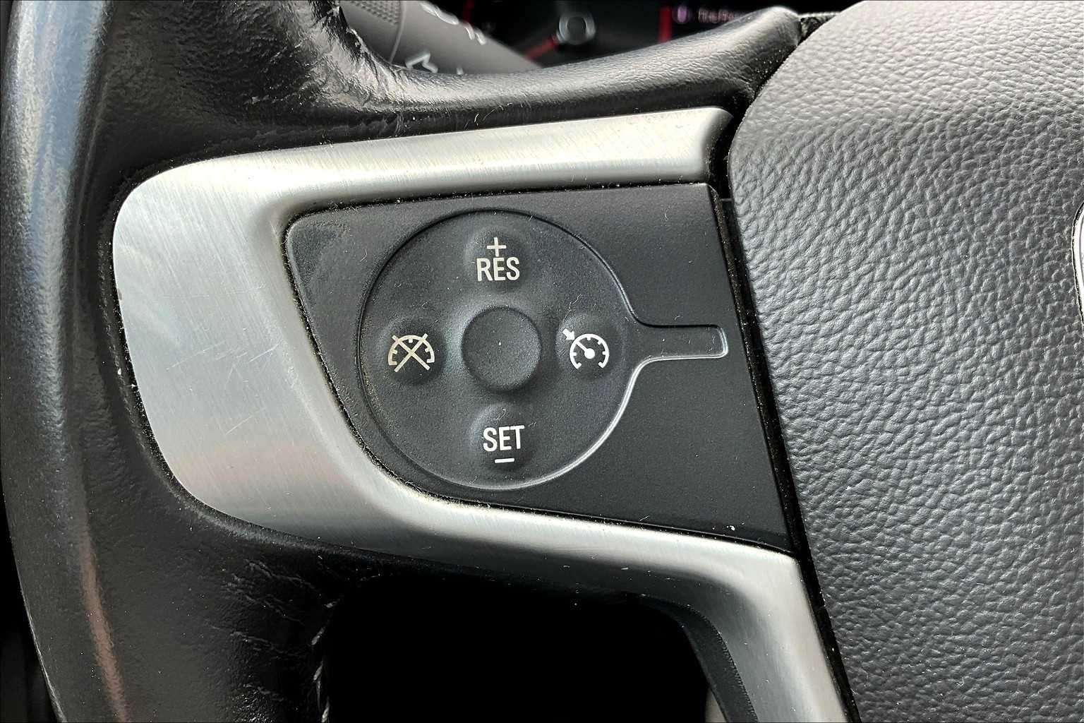 2016 GMC Canyon SLE 21