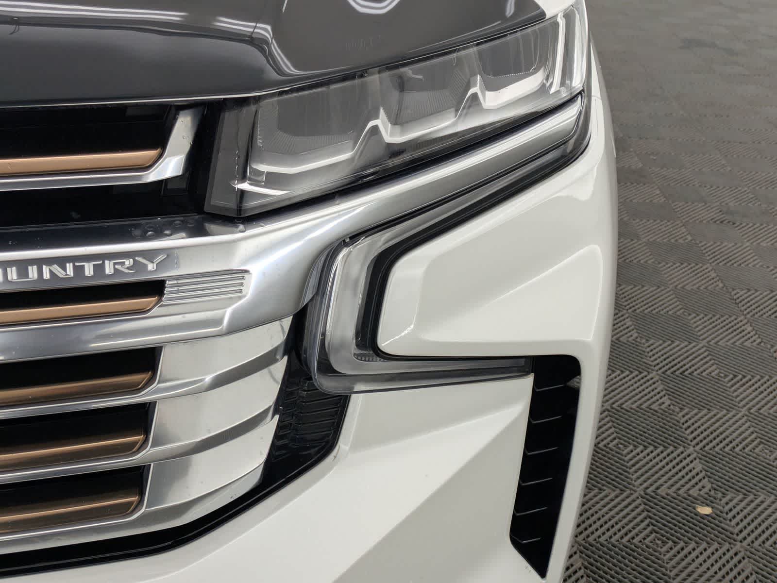 Thumbnail: 2023 Chevrolet Tahoe - 10