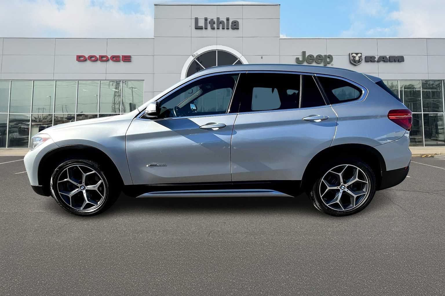 2018 Bmw X1 XDrive28i photo 3