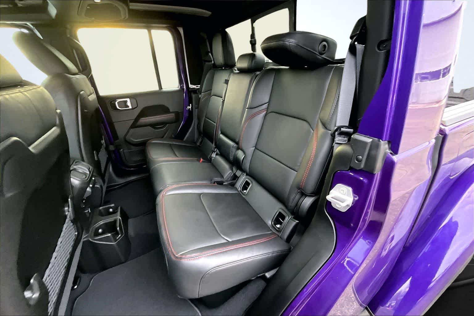 Thumbnail: 2026 Jeep Gladiator - 13