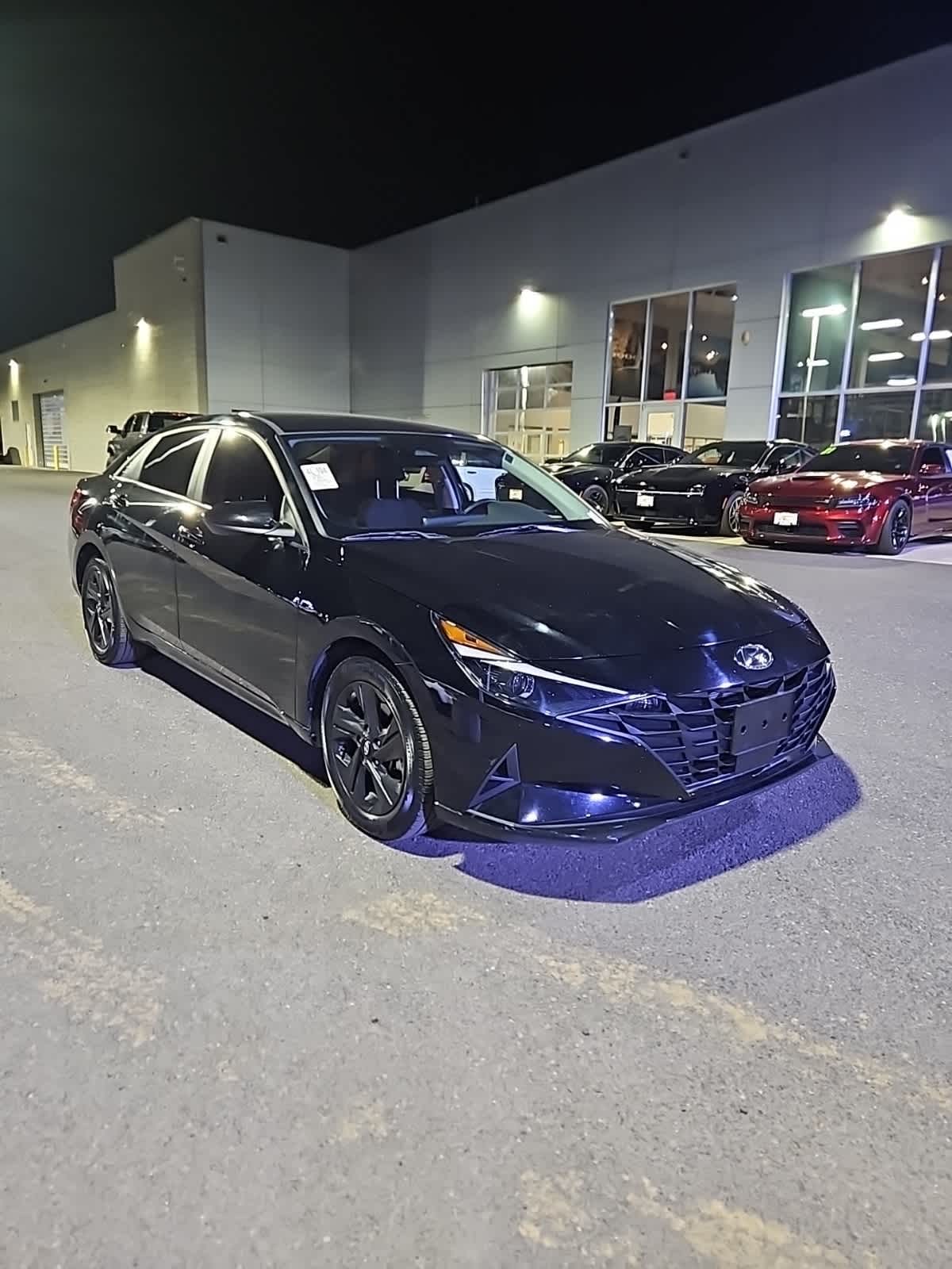 2022 Hyundai Elantra SEL Convenience photo 3