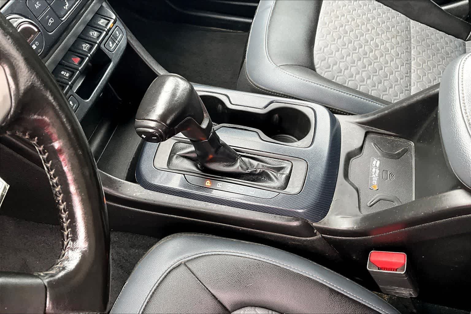 Thumbnail: 2019 Chevrolet Colorado - 17