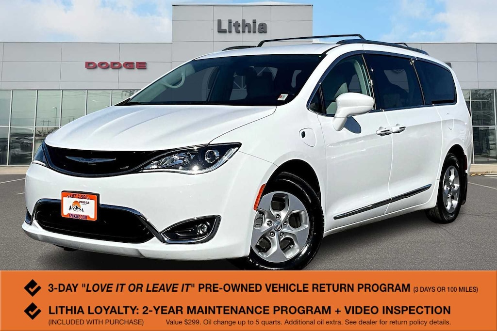 Used 2018 Chrysler Pacifica Hybrid Touring L Van