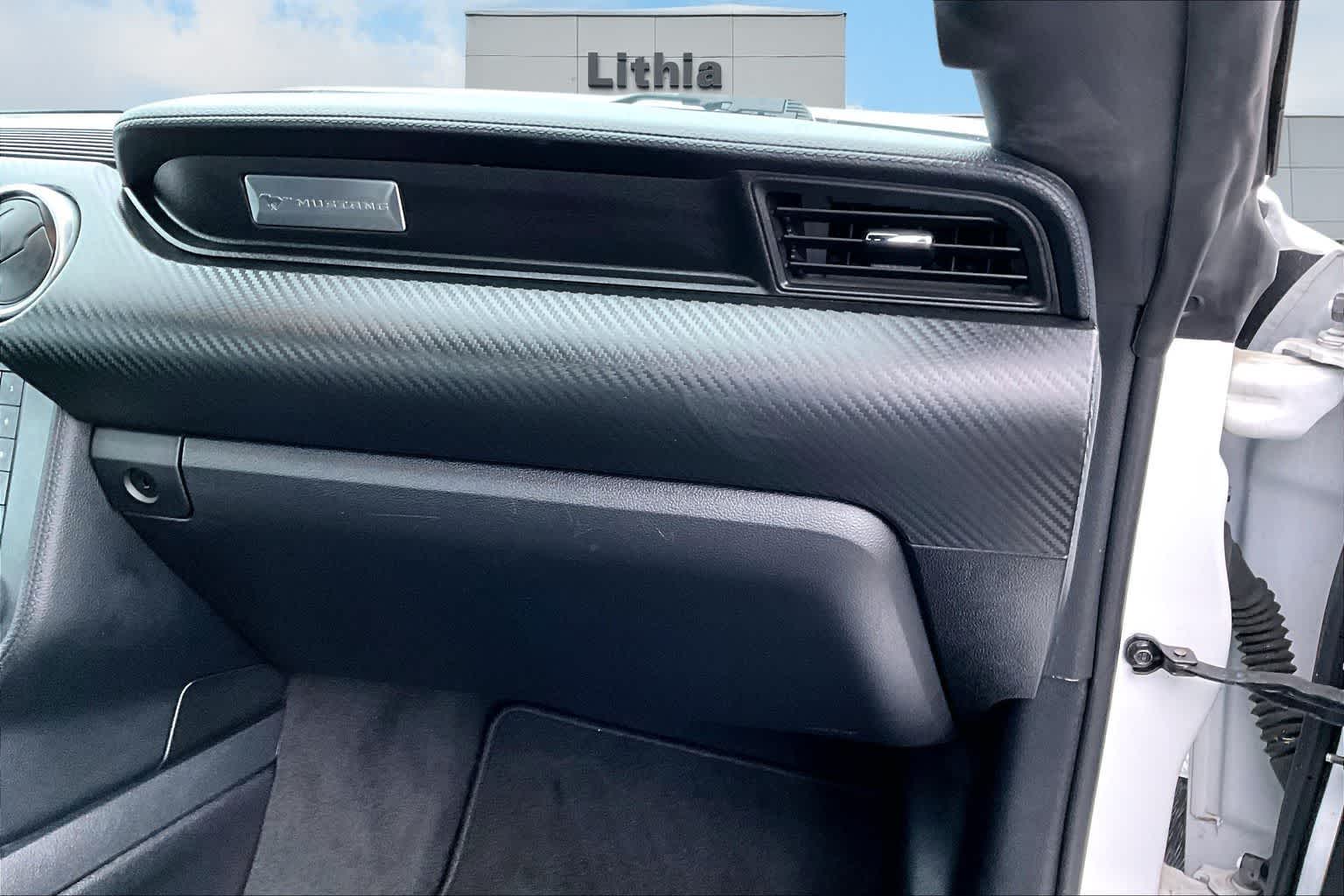 Thumbnail: 2022 Ford Mustang - 23