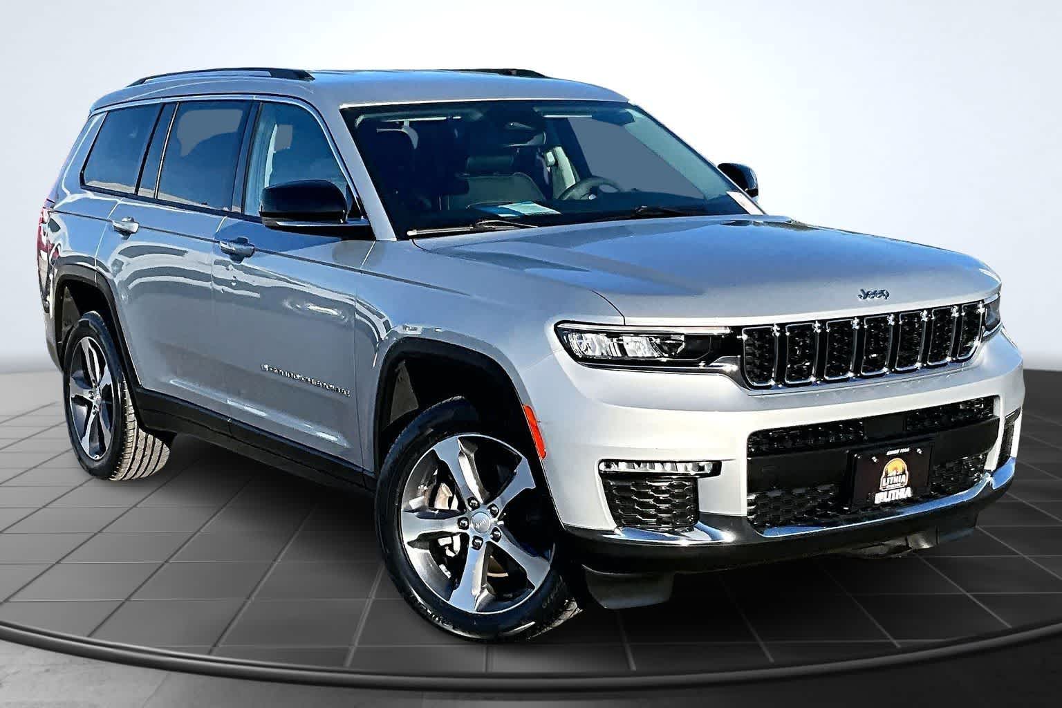 Thumbnail: 2023 Jeep Grand Cherokee L - 22