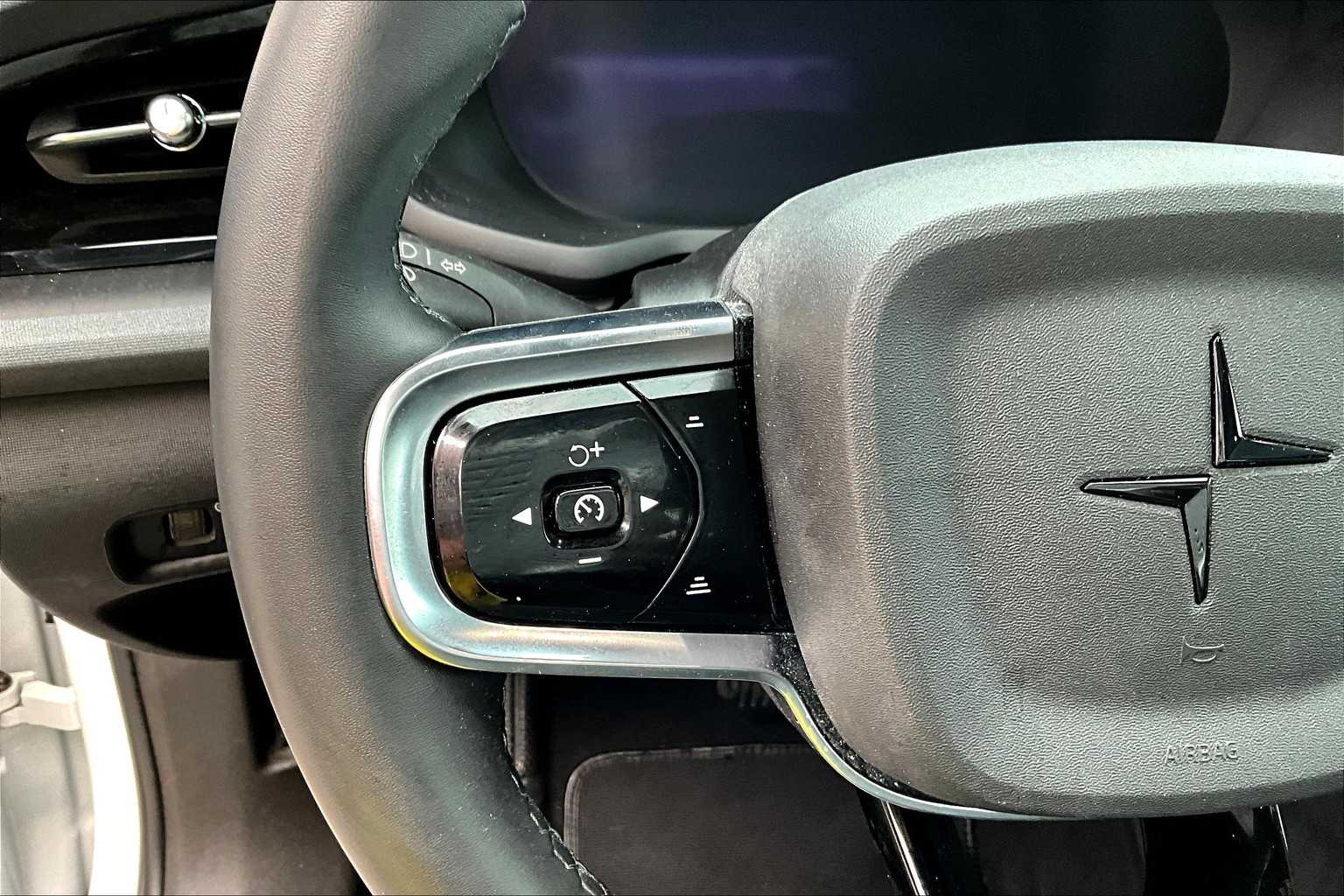 Thumbnail: 2022 Polestar 2 - 21