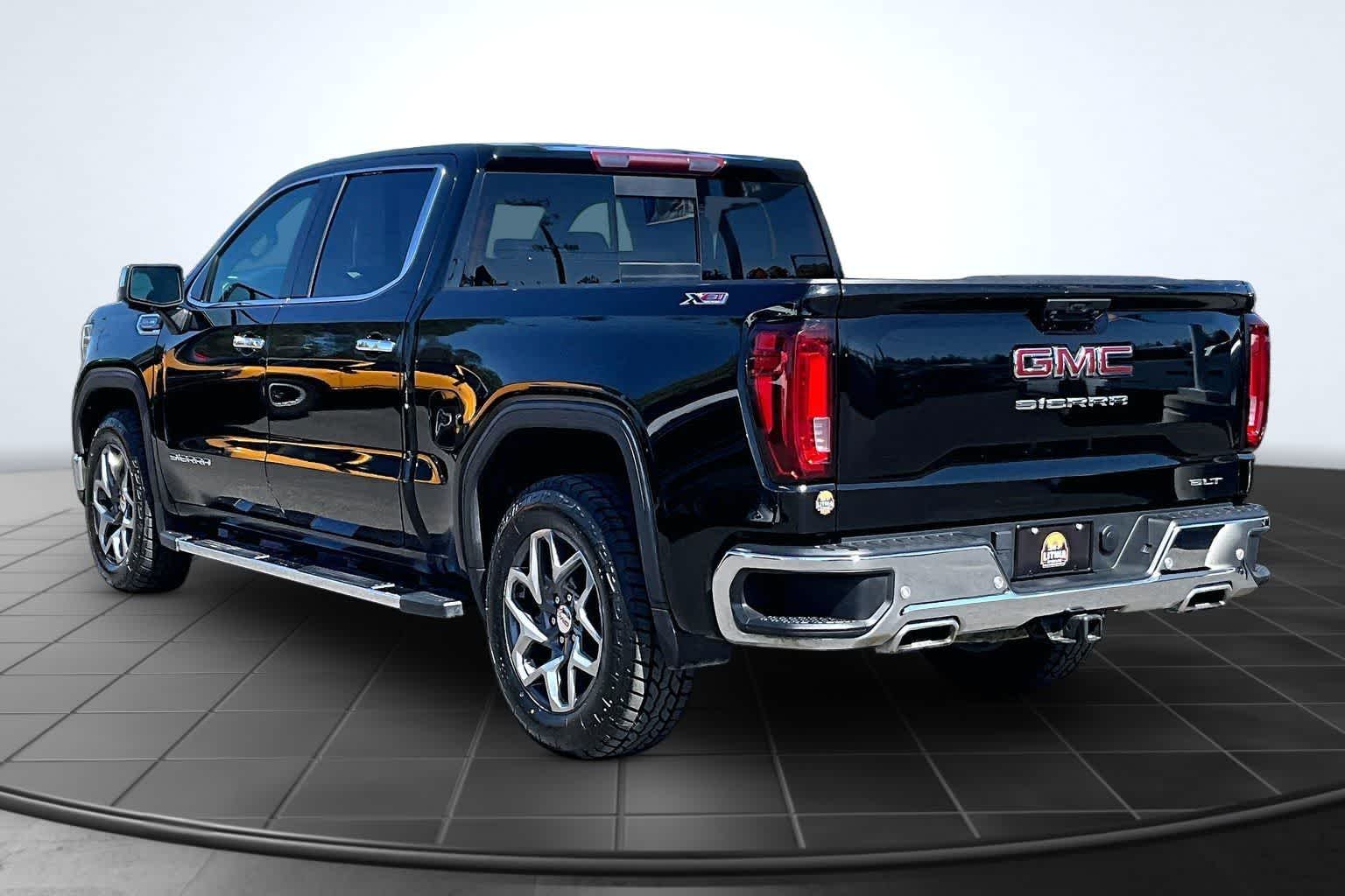Thumbnail: 2023 GMC Sierra 1500 - 3