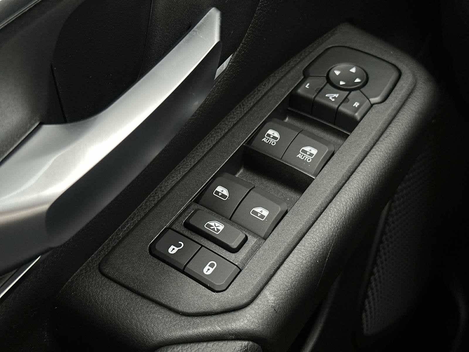 Thumbnail: 2026 RAM 1500 - 15