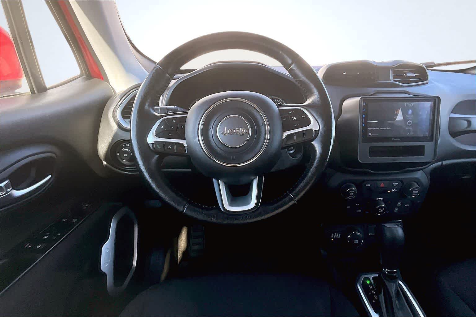 Thumbnail: 2021 Jeep Renegade - 15