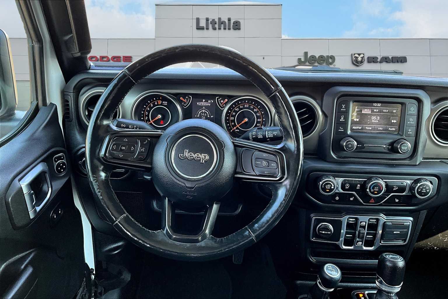 Thumbnail: 2018 Jeep Wrangler - 15