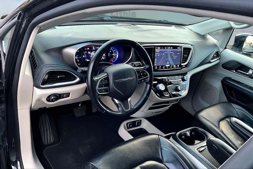 Used 2021 Chrysler Pacifica Hybrid Touring L Van