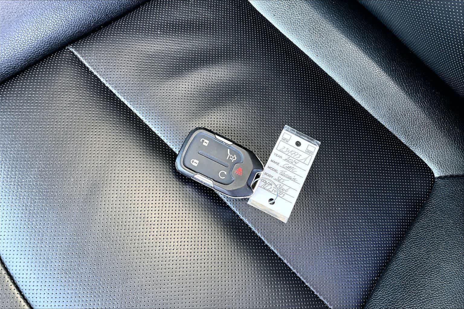 Thumbnail: 2024 GMC Terrain - 20