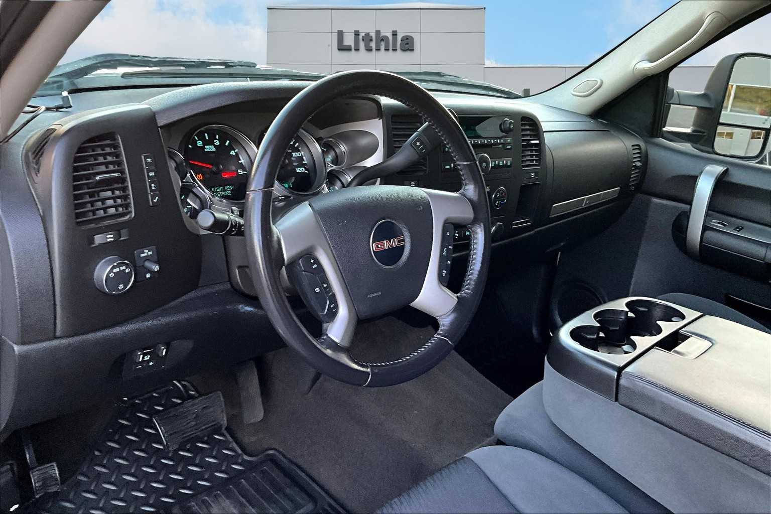 Thumbnail: 2009 GMC Sierra 2500 - 2