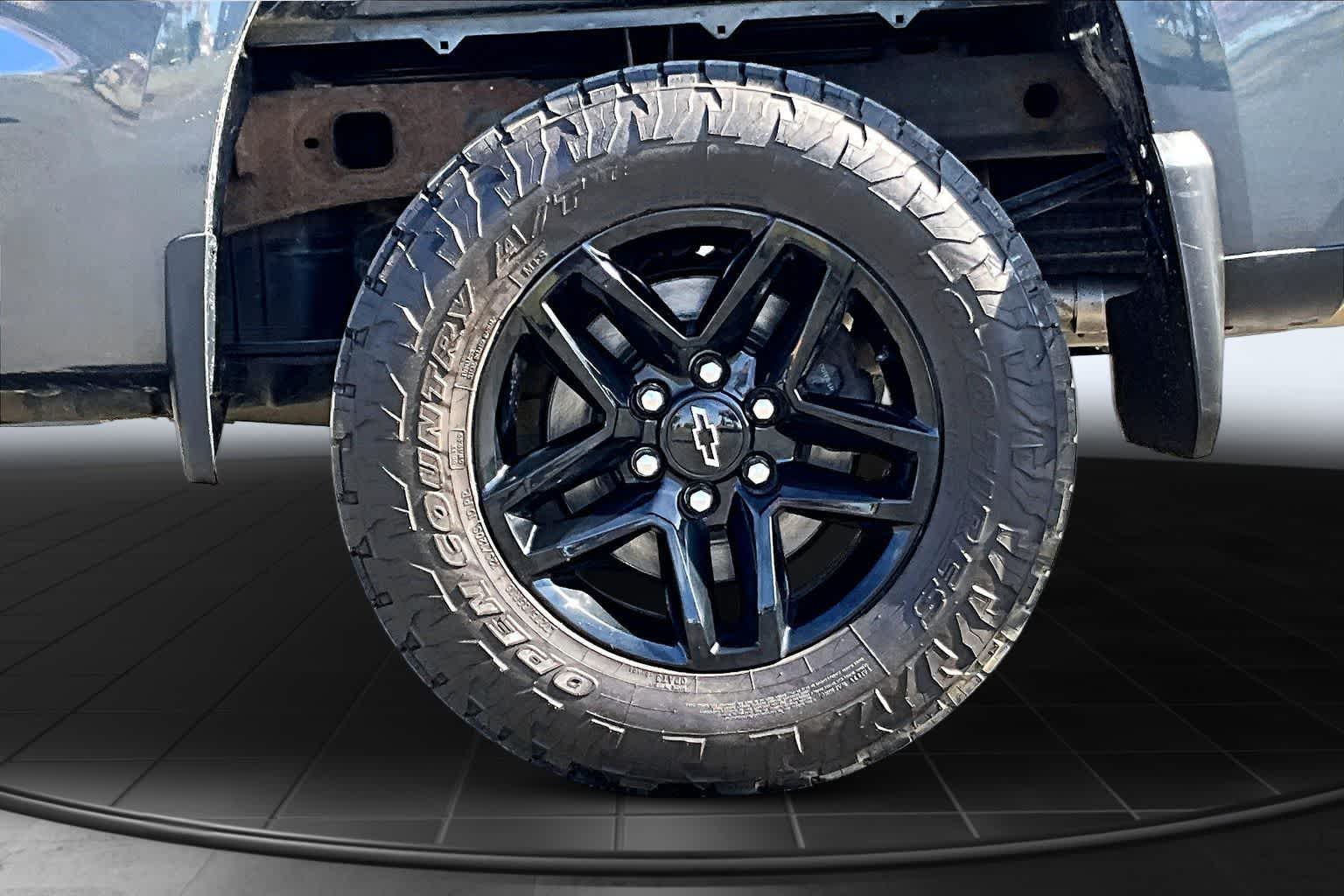 Thumbnail: 2021 Chevrolet Silverado 1500 - 35