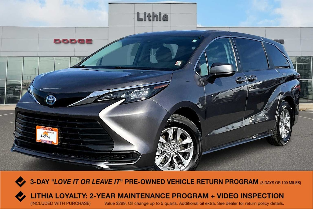 Used 2024 Toyota Sienna LE Van