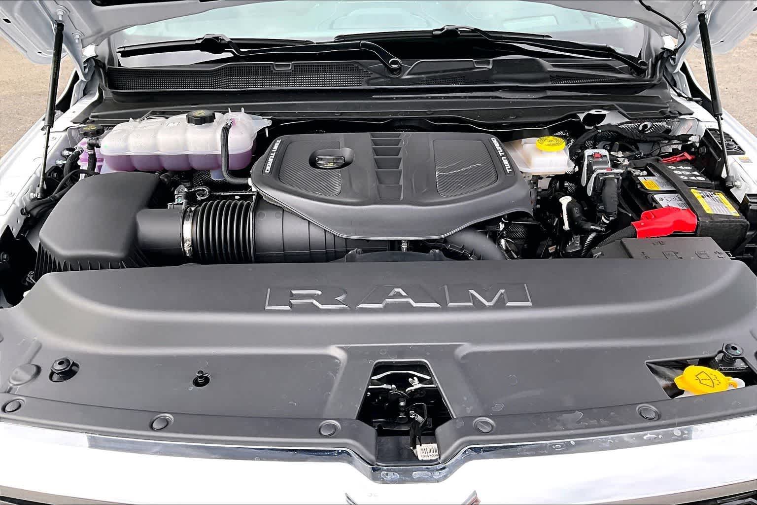 Thumbnail: 2026 RAM 1500 - 9