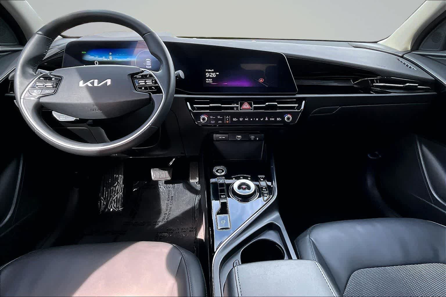 Thumbnail: 2023 Kia Niro - 9