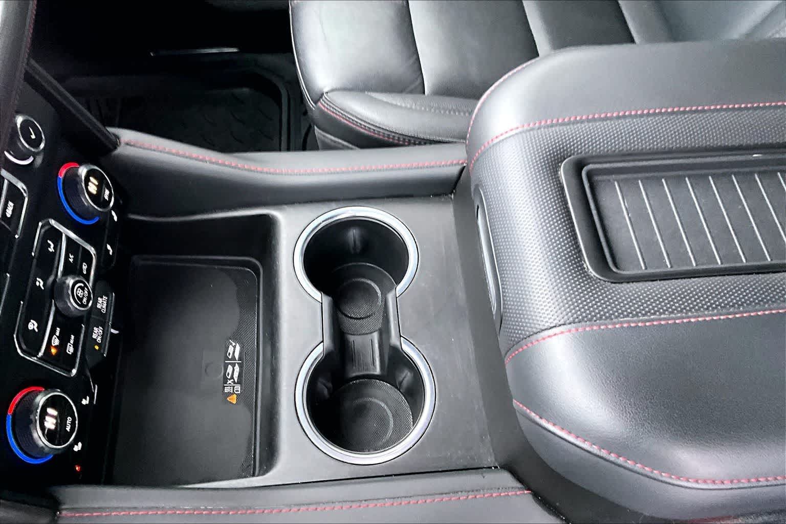 Thumbnail: 2023 Chevrolet Suburban - 17