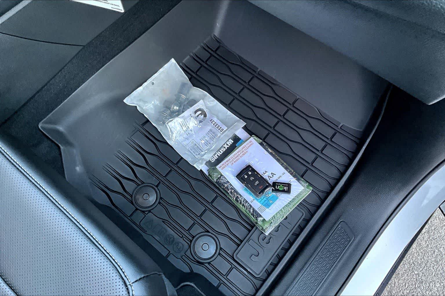 Thumbnail: 2025 Jeep Grand Cherokee - 20