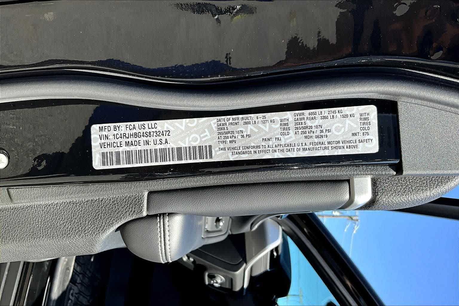 Thumbnail: 2025 Jeep Grand Cherokee - 22