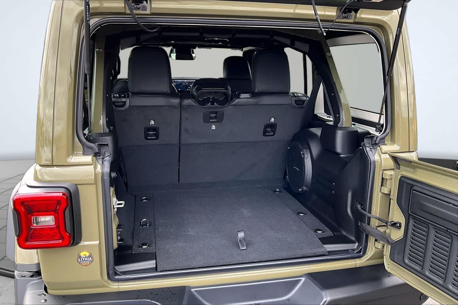 Thumbnail: 2026 Jeep Wrangler - 19