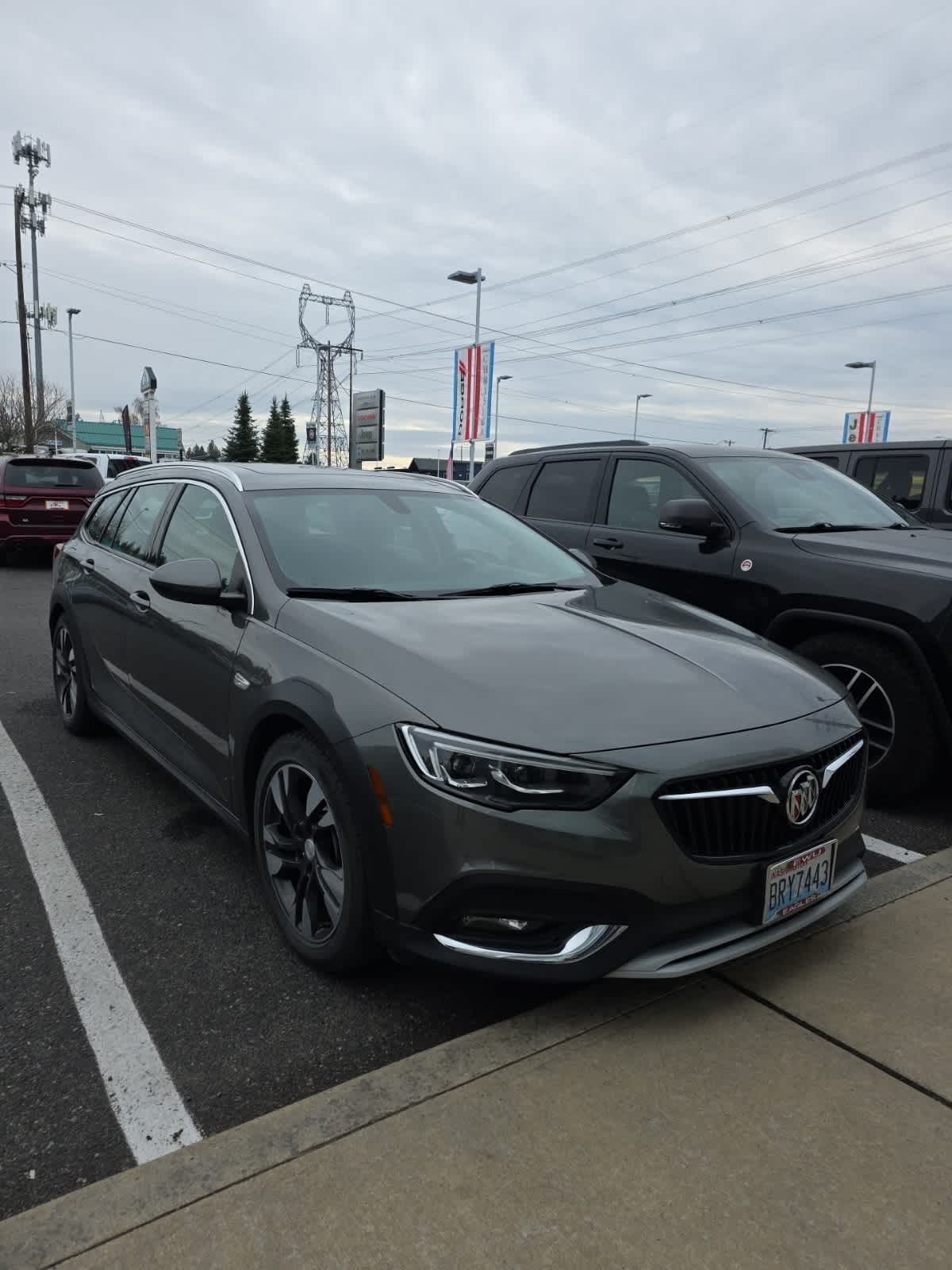 2018 Buick Regal TourX Preferred photo 3