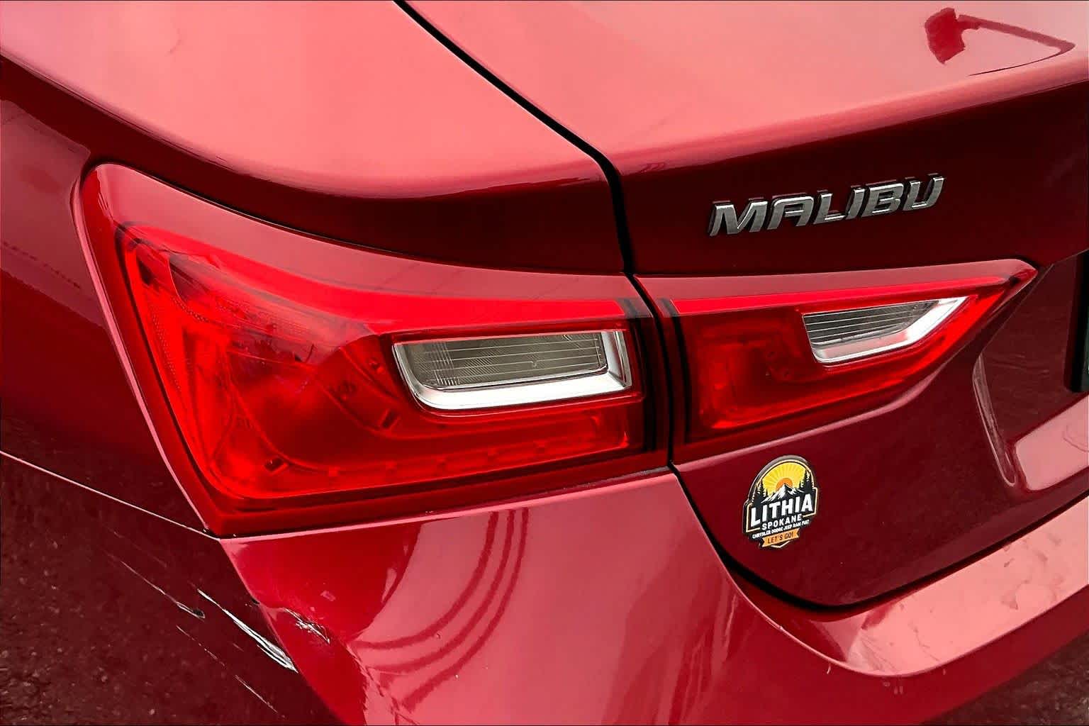 Thumbnail: 2018 Chevrolet Malibu - 32