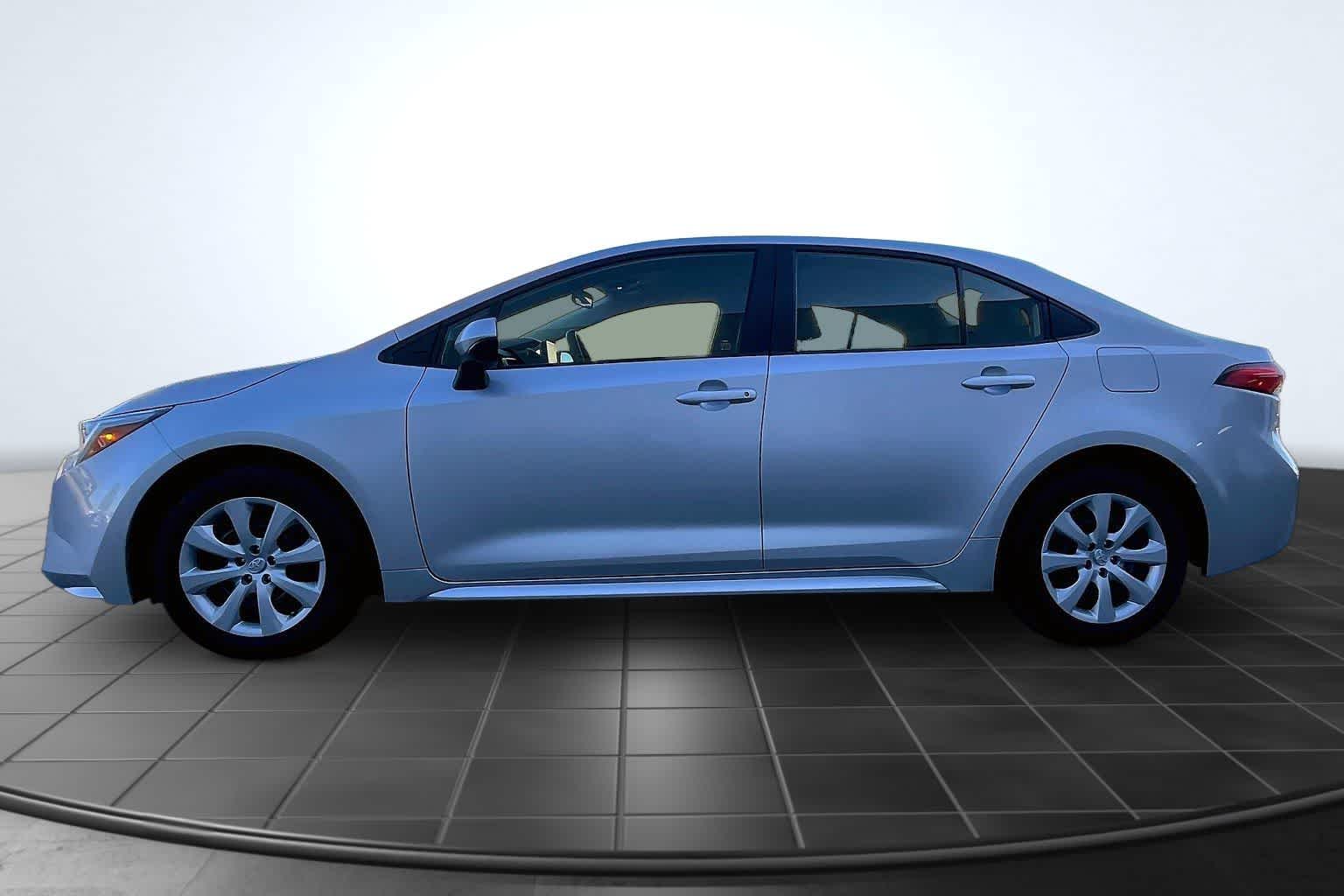Thumbnail: 2024 Toyota Corolla - 3