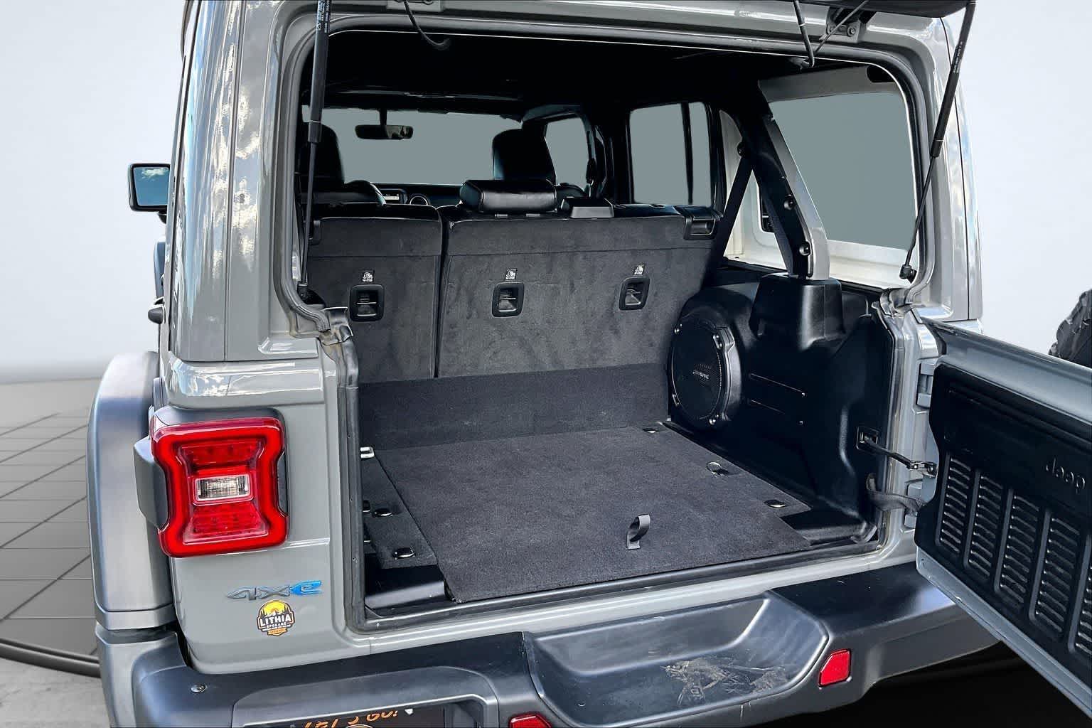 Thumbnail: 2023 Jeep Wrangler - 19