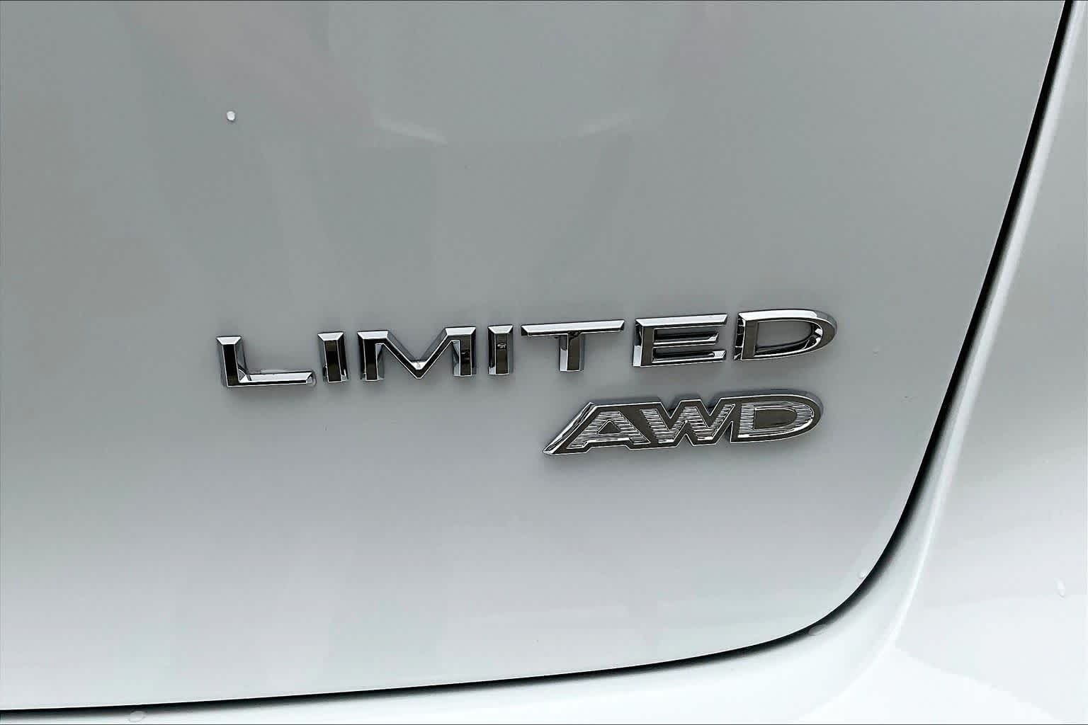 Thumbnail: 2026 Chrysler Pacifica - 7