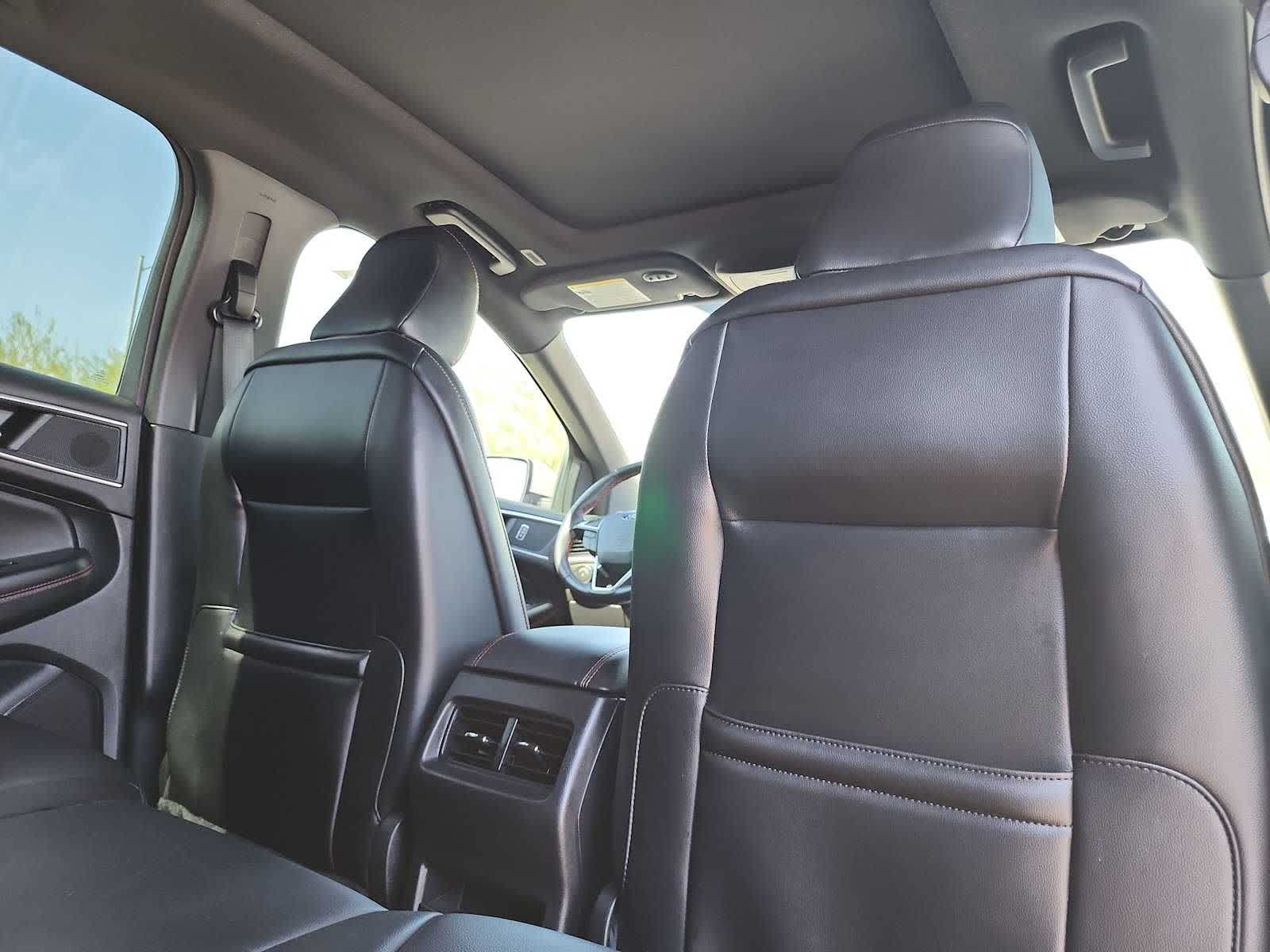 Thumbnail: 2022 Ford Edge - 16