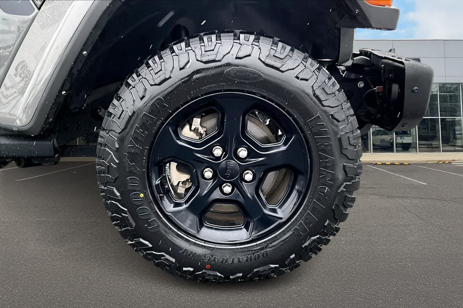 Thumbnail: 2021 Jeep Gladiator - 34