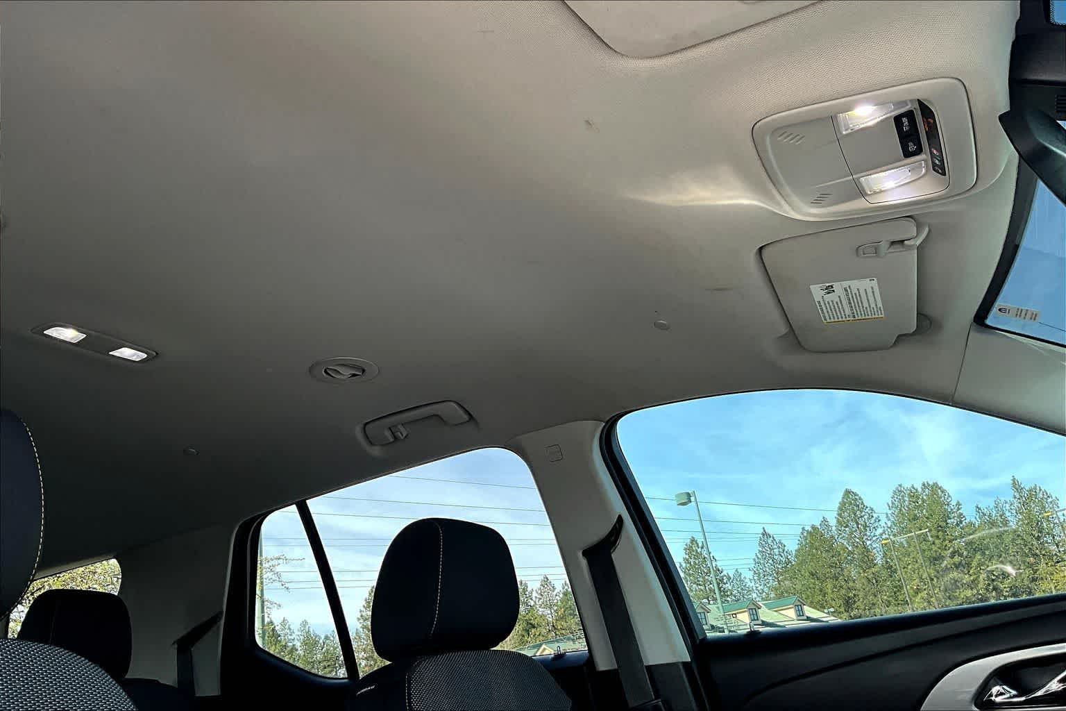 Thumbnail: 2020 Chevrolet Traverse - 30