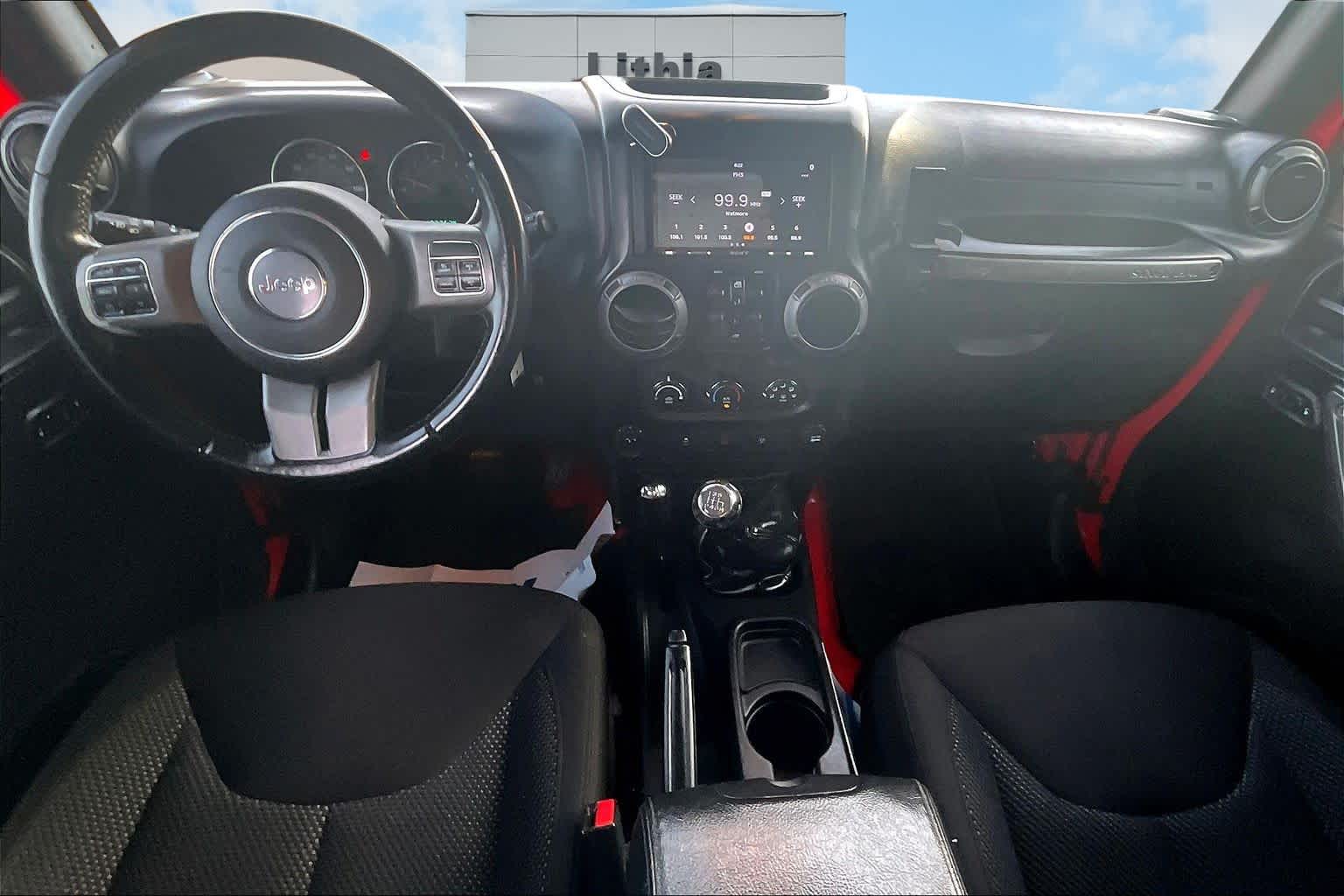 Thumbnail: 2016 Jeep Wrangler - 10